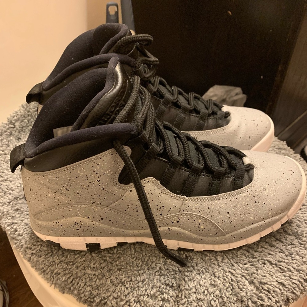 Air Jordan “Cement’s” Retro 10 Size 7Y 2018!!